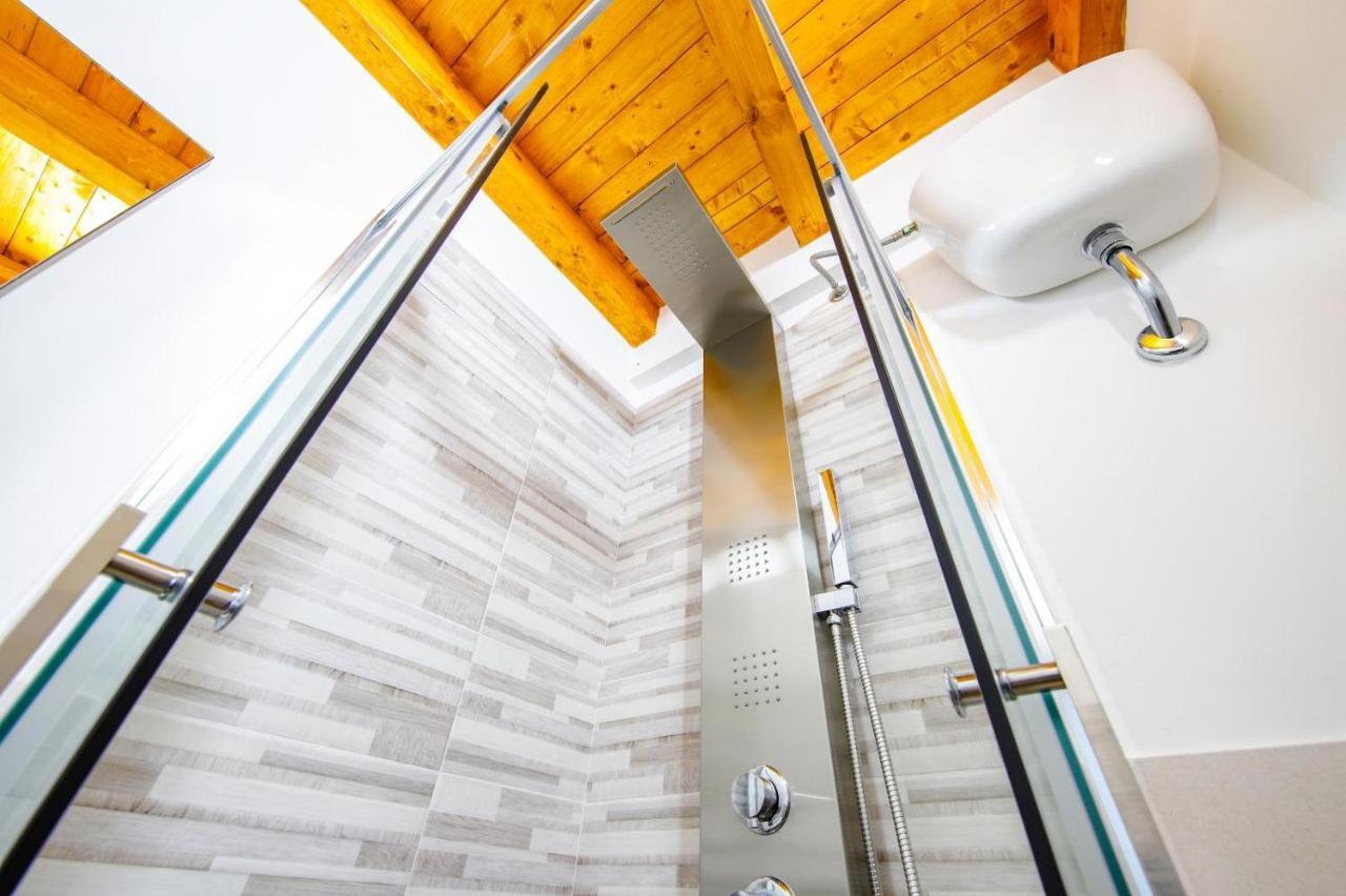 Arcorosa Apartment تْشيفالو المظهر الخارجي الصورة